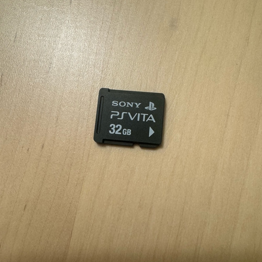 32GB PlayStation Vita Memory card